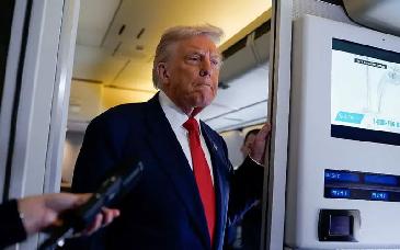 Donald Trump niega planes de ataque a Venezuela pese a despliegue militar en el Caribe