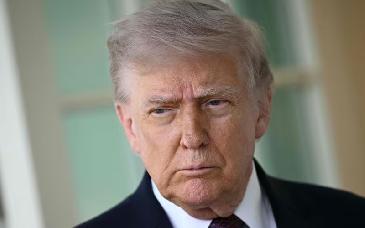 Trump dice que Irán quiere negociar, pero descarta acuerdo sin freno nuclear