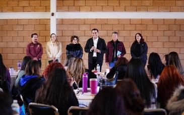 Gobierno de Sonora impulsa educación inclusiva, escrituras escolares y nuevos programas en Cananea