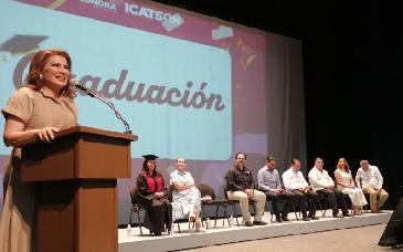 Icatson Hermosillo celebra egreso de 455 estudiantes en 27 especialidades