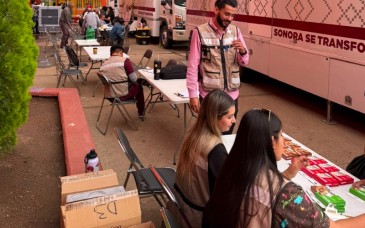 Llevan Clínicas Móviles de Medicina Preventiva a familias de Cananea