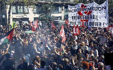 Miles protestan en Francia contra la “austeridad” y en favor de gravar a los ultra ricos