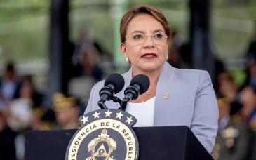 Xiomara Castro denuncia intento de golpe tras indulto de Trump a Juan Orlando Hernández