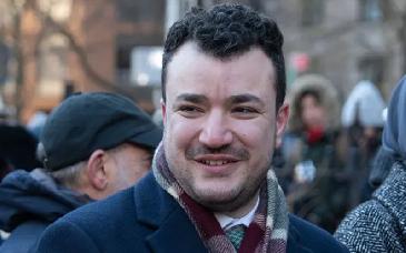 Tribunal de apelaciones revoca decisión que liberó a activista propalestino Mahmoud Khalil