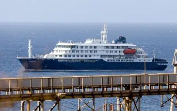 Evacúan pacientes por brote de hantavirus hacia Islas Canarias desde crucero en Cabo Verde