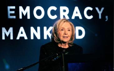 Hillary&nbsp;Clinton acusa a Trump de “encubrimiento” por archivos Epstein y pide audiencia pública