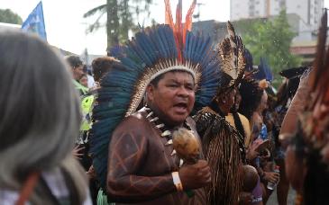 Indígenas bloquean acceso a la COP30 en Belém para exigir freno a proyectos en la Amazonia