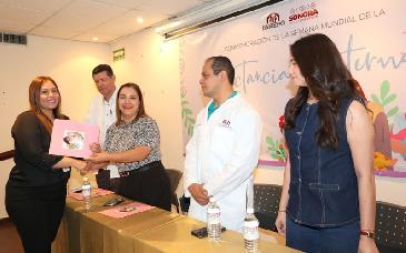Isssteson ofrece ponencias sobre lactancia materna para personal de salud en Hermosillo